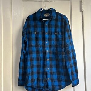 Duluth Trading Co Men's Blue and Black Plaid Button-Down Shirt